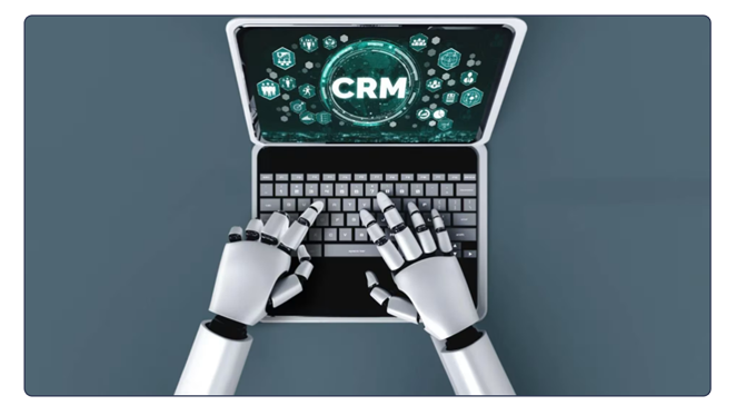 Mão robótica usando um notebook onde, na tela, está escrito CRM.